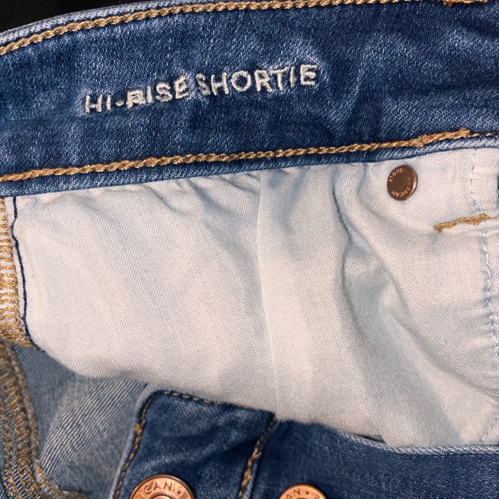 female american eagle jean high rise shorts - Picture 4 of 5
